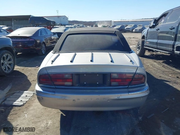 2004 Buick Park Avenue with VIN 1G4CW54K644125809, listed as a IAAI auction lot 41680718 with 1 mi miles. Bid and sale history available at carsss.com. Image 16.