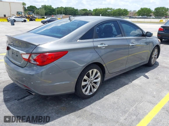 2013 Hyundai Sonata Limited with VIN 5NPEC4AC0DH733266, listed as a IAAI auction lot 42179469 with 115,867 mi miles and . Bid and sale history available at carsss.com. Image 4.