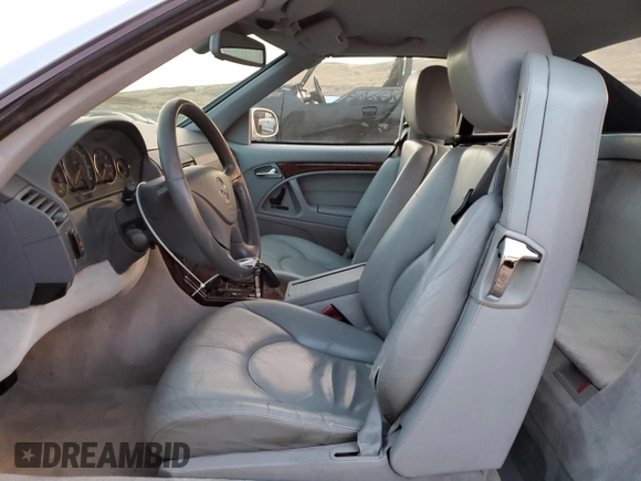 2001 Mercedes-Benz SL 500 with VIN WDBFA68F01F198790, listed as a Copart auction lot 86946014 with 108,159 mi miles and Clean title. Bid and sale history available at DreamBid. Image 7.