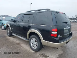 2008 Ford Explorer Eddie Bauer with VIN 1FMEU74E78UA35823, listed as a IAAI auction lot 42010956 with 276,603 mi miles. Bid and sale history available at carsss.com. Image 3.