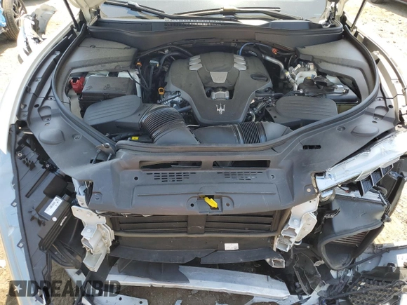 2021 Maserati Levante GranSport with VIN ZN661XUS4MX359603, listed as a Copart auction lot 57733254 with 24,354 mi miles and Salvage Title. Bid and sale history available at carsss.com. Image 12.