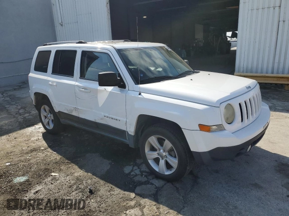 2011 Jeep Patriot Latitude X with VIN 1J4NF4GB9BD211965, listed as a Copart auction lot 44366385 with 111,318 mi miles and Salvage Title. Bid and sale history available at DreamBid. Image 4.