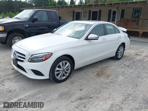 2019 Mercedes-Benz C C 300 with VIN 55SWF8EB9KU311723, listed as a IAAI auction lot 42085916 with 47,780 mi miles. Bid and sale history available at carsss.com. Image 17.