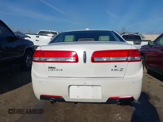 2011 Lincoln MKZ with VIN 3LNHL2GC2BR763917, listed as a IAAI auction lot 41892423 with 119,098 mi miles. Bid and sale history available at carsss.com. Image 16.