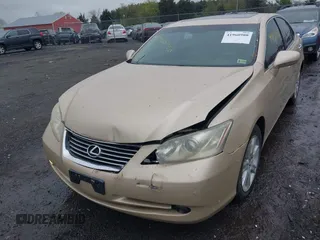 2008 Lexus ES 350 with VIN JTHBJ46G282185734, listed as a IAAI auction lot 41960980 with 176,752 mi miles. Bid and sale history available at carsss.com. Image 6.