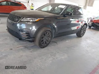 2018 Land Rover Range Rover Velar R-Dynamic SE с VIN SALYL2RX2JA722743, выставлен на аукционе IAAI как лот 42176169 с пробегом 70 192 миль миль и . История ставок и продаж доступна на DreamBid. Изображение 18.