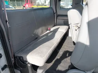2001 Ford F-250 с VIN 1FDNX21LX1EB35511, выставлен на аукционе IAAI как лот 41664659 с пробегом 238 688 миль миль и . История ставок и продаж доступна на DreamBid. Изображение 8.