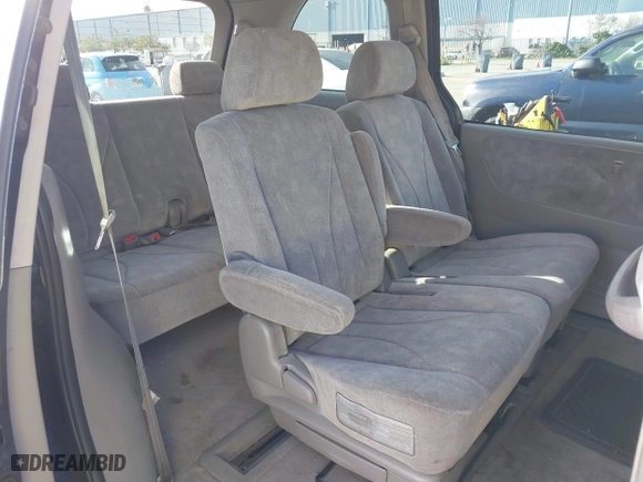 2003 Mazda MPV LX with VIN JM3LW28A030354777, listed as a IAAI auction lot 41624923 with 199,283 mi miles. Bid and sale history available at carsss.com. Image 8.