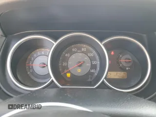 2009 Nissan Versa S z VIN 3N1BC13E19L410760, wystawiony jako Copart lot #55303895 z przebiegiem 84 014 mil mil oraz Szkoda całkowita • Salvage title. Historia ofert i sprzedaży dostępna na DreamBid. Obrazek 9.