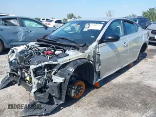 2024 Nissan Altima 2.5 SR with VIN 1N4BL4CVXRN353222, listed as a IAAI auction lot 42005337 with 1 mi miles. Bid and sale history available at carsss.com. Image 16.