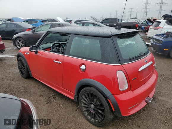 2005 MINI Hardtop S with VIN WMWRE33525TD99548, listed as a Copart auction lot 54778205 with 187,150 mi miles and Salvage title. Bid and sale history available at DreamBid. Image 2.