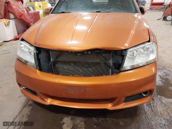 2011 Dodge Avenger Heat with VIN 1B3BD1FG8BN578846, listed as a IAAI auction lot 41155314 with 179,714 mi miles. Bid and sale history available at carsss.com. Image 6.
