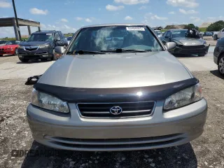 2001 Toyota Camry CE with VIN 4T1BG22K11U106302, listed as a Copart auction lot 55986065 with 151,932 mi miles and Salvage Title. Bid and sale history available at DreamBid. Image 5.