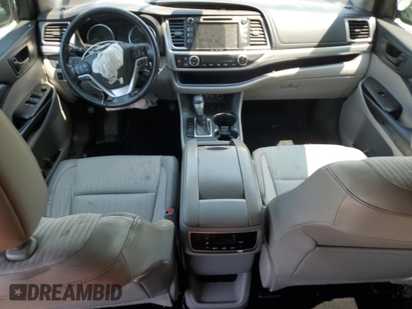 2017 Toyota Highlander LE with VIN 5TDBZRFH5HS481159, listed as a Copart auction lot 59106835 with Not provided miles and Salvage title. Bid and sale history available at DreamBid. Image 8.