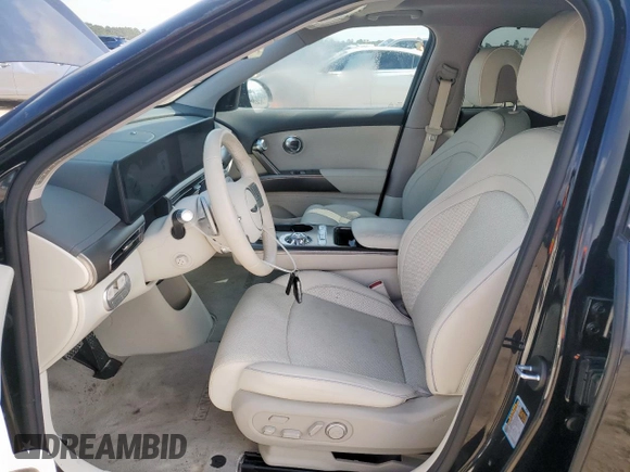 2024 Genesis GV60 Advanced z VIN KMUKCDSC6RU021775, wystawiony jako Copart lot #61066935 z przebiegiem 3 690 mil mil oraz Szkoda całkowita • Salvage title. Historia ofert i sprzedaży dostępna na DreamBid. Obrazek 7.