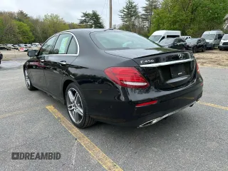 2019 Mercedes-Benz E 450 with VIN WDDZF6JB1KA490993, listed as a Copart auction lot 55786235 with 106,756 mi miles and Clean Title. Bid and sale history available at DreamBid. Image 2.