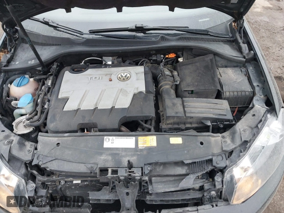 2011 Volkswagen Jetta SportWagen TDI with VIN 3VWPL7AJ3BM649844, listed as a IAAI auction lot 41123210 with 136,519 mi miles. Bid and sale history available at carsss.com. Image 10.