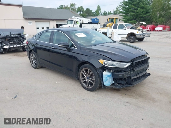 2019 Ford Fusion SEL with VIN 3FA6P0CD4KR224479, listed as a IAAI auction lot 40087591 with 92,833 mi miles. Bid and sale history available at carsss.com. Image 1.