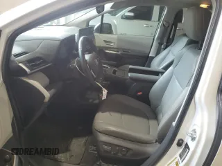 2021 Toyota Sienna XLE with VIN 5TDYRKEC0MS041223, listed as a Copart auction lot 55113465 with 97,670 mi miles and Clean Title. Bid and sale history available at DreamBid. Image 7.