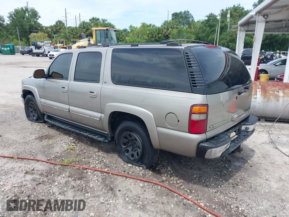2002 Chevrolet Suburban LT with VIN 1GNEC16Z32J197548, listed as a IAAI auction lot 42258025 with 330,484 mi miles and . Bid and sale history available at DreamBid. Image 3.