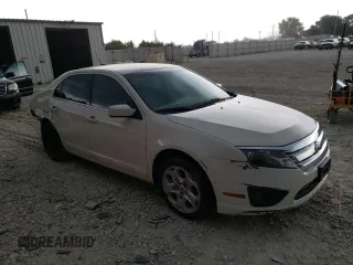 2010 Ford Fusion SE with VIN 3FAHP0HG0AR430215, listed as a Copart auction lot 68219033 with 215,228 mi miles and Non Repairable. Bid and sale history available at DreamBid. Image 4.