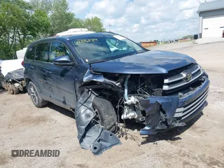 2017 Toyota Highlander XLE with VIN 5TDJZRFH8HS387305, listed as a IAAI auction lot 42396289 with 49,632 mi miles and . Bid and sale history available at DreamBid. Image 1.