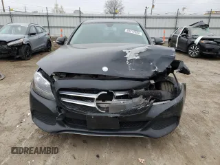 2017 Mercedes-Benz C 300 с VIN 55SWF4KB1HU218927, выставлен на аукционе Copart как лот 84212684 с пробегом Не указан миль и Списание • Salvage title. История ставок и продаж доступна на DreamBid. Изображение 5.