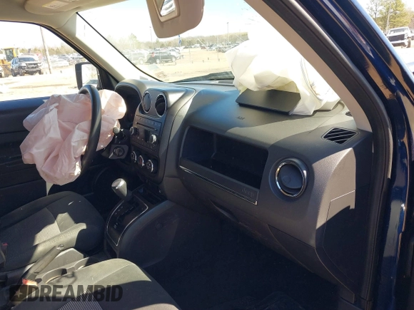 2012 Jeep Patriot Sport with VIN 1C4NJPBA4CD586619, listed as a IAAI auction lot 41732742 with 180,742 mi miles and . Bid and sale history available at DreamBid. Image 5.
