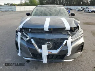 2019 Nissan Maxima SV with VIN 1N4AA6AV3KC382286, listed as a Copart auction lot 51043675 with 94,096 mi miles and Salvage Title. Bid and sale history available at DreamBid. Image 5.