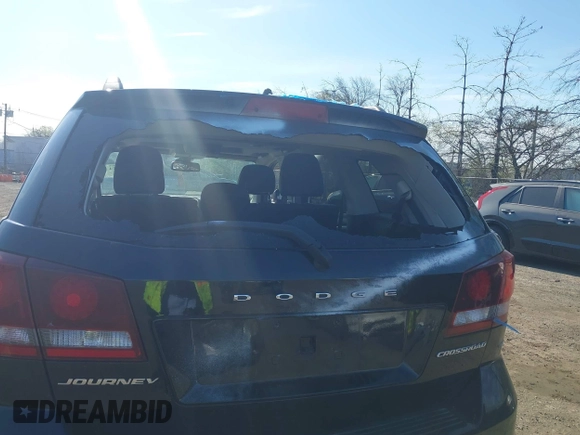 2020 Dodge Journey Crossroad z VIN 3C4PDCGB9LT212673, wystawiony jako IAAI lot #42100674 z przebiegiem Nie podano mil oraz . Historia ofert i sprzedaży dostępna na DreamBid. Obrazek 6.