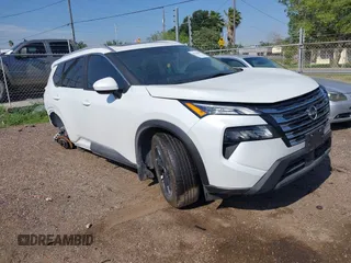 2024 Nissan Rogue SV с VIN 5N1BT3BA2RC754709, выставлен на аукционе IAAI как лот 42244657 с пробегом 6 897 миль миль и . История ставок и продаж доступна на DreamBid. Изображение 1.