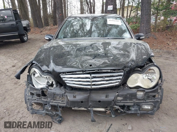 2006 Mercedes-Benz C 280 Luxury with VIN WDBRF92H26F769133, listed as a IAAI auction lot 41956583 with 196,593 mi miles and . Bid and sale history available at DreamBid. Image 12.
