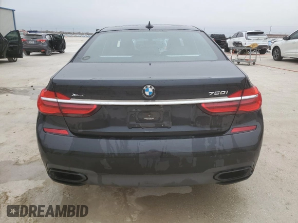 2018 BMW 7 Series ALPINA B7 xDrive with VIN WBA7F2C5XJG423853, listed as a Copart auction lot 88920175 with 124,652 mi miles and Salvage Title. Bid and sale history available at carsss.com. Image 6.