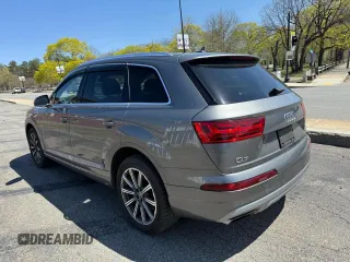 2017 Audi Q7 Premium Plus with VIN WA1LAAF77HD019521, listed as a Copart auction lot 54964215 with 115,978 mi miles and Clean Title. Bid and sale history available at carsss.com. Image 3.