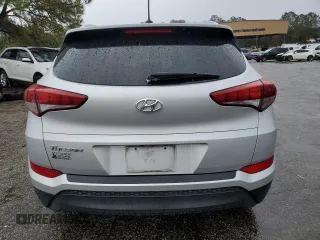 2017 Hyundai Tucson SE z VIN KM8J33A48HU278031, wystawiony jako Copart lot #49918545 z przebiegiem 125 382 mil mil oraz Szkoda całkowita • Salvage title. Historia ofert i sprzedaży dostępna na DreamBid. Obrazek 6.