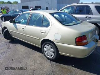 1998 Nissan Altima XE with VIN 1N4DL01D9WC159686, listed as a IAAI auction lot 42051686 with 219,699 mi miles and . Bid and sale history available at DreamBid. Image 3.