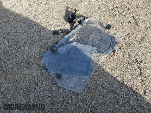 2017 Toyota 4Runner SR5 z VIN JTEZU5JR2H5151051, wystawiony jako Copart lot #50591815 z przebiegiem Nie podano mil oraz Szkoda całkowita • Salvage title. Historia ofert i sprzedaży dostępna na DreamBid. Obrazek 13.