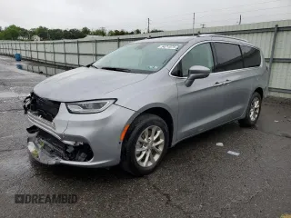 2021 Chrysler Pacifica Touring L z VIN 2C4RC3BG5MR554334, wystawiony jako Copart lot #54214075 z przebiegiem 19 013 mil mil oraz Szkoda całkowita • Salvage title. Historia ofert i sprzedaży dostępna na DreamBid. Obrazek 1.