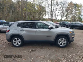 2021 Jeep Compass Altitude z VIN 3C4NJCBB3MT585670, wystawiony jako IAAI lot #40813345 z przebiegiem 59 152 mil mil oraz . Historia ofert i sprzedaży dostępna na DreamBid. Obrazek 13.