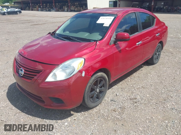 2012 Nissan Versa SV with VIN 3N1CN7AP7CL816930, listed as a IAAI auction lot 42070938 with 116,541 mi miles. Bid and sale history available at carsss.com. Image 2.