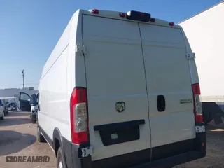 2025 Ram ProMaster Cargo Van Tradesman with VIN 3C6LRVDG1SE512763, listed as a IAAI auction lot 42075695 with 7,806 mi miles. Bid and sale history available at carsss.com. Image 16.