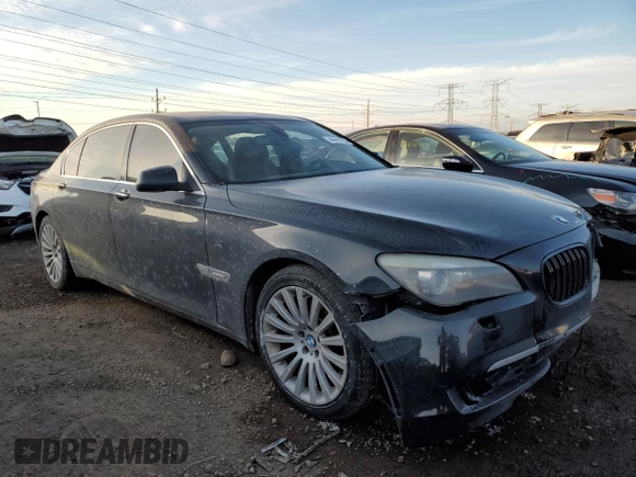 2010 BMW 7 Series 750Li xDrive z VIN WBAKC8C5XAC431285, wystawiony jako Copart lot #44699355 z przebiegiem 128 294 mil mil oraz Czysty tytuł • Clean title. Historia ofert i sprzedaży dostępna na DreamBid. Obrazek 4.