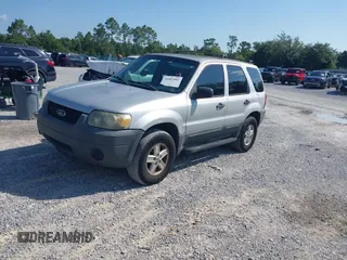 2007 Ford Escape XLS with VIN 1FMYU02Z87KA02382, listed as a IAAI auction lot 42683581 with 309,851 mi miles and . Bid and sale history available at DreamBid. Image 2.