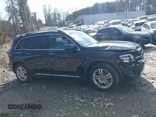 2020 Mercedes-Benz GLB 250 z VIN WDC4M4HB3LW006986, wystawiony jako IAAI lot #41289935 z przebiegiem 90 001 mil mil oraz . Historia ofert i sprzedaży dostępna na DreamBid. Obrazek 13.