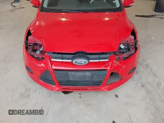 2013 Ford Focus SE with VIN 1FADP3F26DL159395, listed as a IAAI auction lot 42026763 with 165,259 mi miles. Bid and sale history available at carsss.com. Image 6.