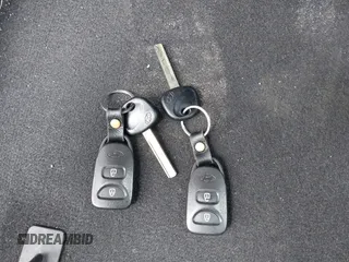 2016 Hyundai Accent SE z VIN KMHCT4AE4GU110456, wystawiony jako IAAI lot #42203494 z przebiegiem 97 409 mil mil oraz . Historia ofert i sprzedaży dostępna na DreamBid. Obrazek 11.
