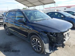2022 Volkswagen Tiguan S z VIN 3VV1B7AX9NM119626, wystawiony jako IAAI lot #40565280 z przebiegiem 29 754 mil mil oraz . Historia ofert i sprzedaży dostępna na DreamBid. Obrazek 1.