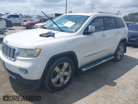 2012 Jeep Grand Cherokee Overland with VIN 1C4RJECT8CC195064, listed as a IAAI auction lot 41860187 with 241,367 mi miles. Bid and sale history available at carsss.com. Image 17.