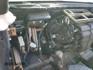 2020 Ford F-250 XL z VIN 1FT8W2BT9LED76157, wystawiony jako Copart lot #79952244 z przebiegiem Nie podano mil oraz Nie do naprawy • Non repairable. Historia ofert i sprzedaży dostępna na DreamBid. Obrazek 9.