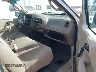2001 Ford F-150 XL with VIN 3FTZF172X1MA58618, listed as a IAAI auction lot 41598020 with Not provided miles and . Bid and sale history available at DreamBid. Image 5.